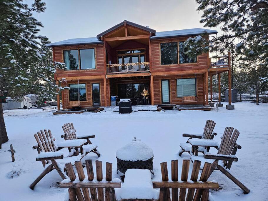 Beautiful Riverfront Near Mt Bachelor With Hot Tub Бенд Екстериор снимка
