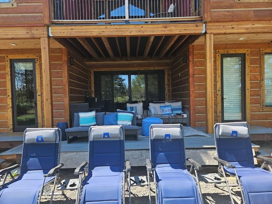 Beautiful Riverfront Near Mt Bachelor With Hot Tub Бенд Екстериор снимка